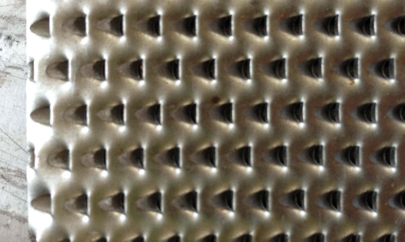 Fish scale hole aluminum plate perforated sheet