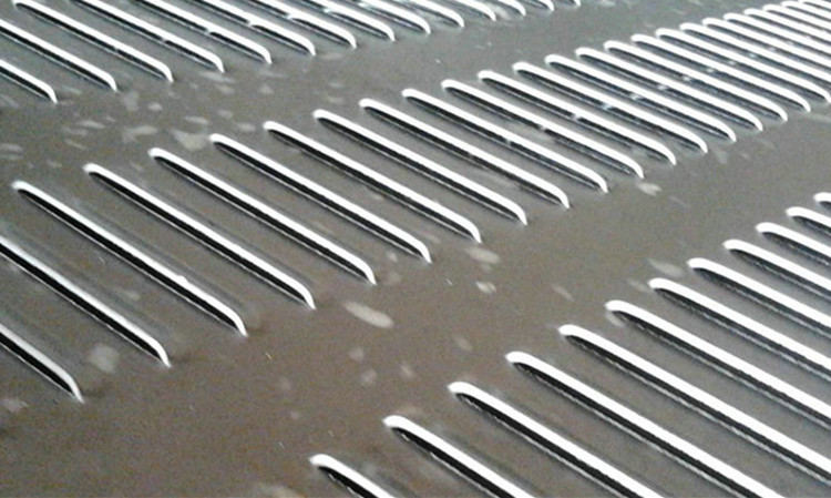 Stainless steel louver perforated sheet