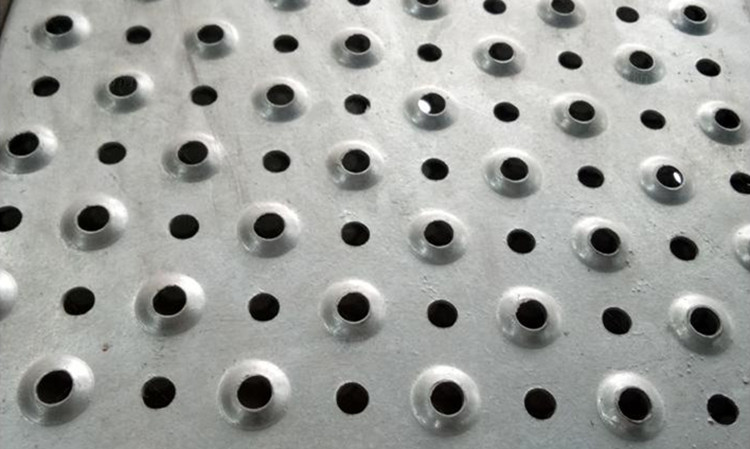 Galvanized safety grating