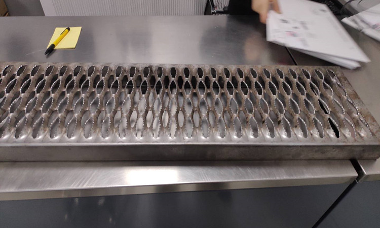 Stair safety grating