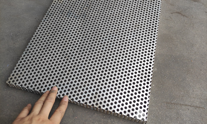 Perforated tray