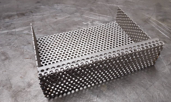 Round hole perforated drying tray Products