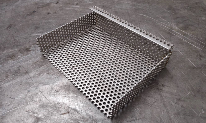 Punching mesh tray