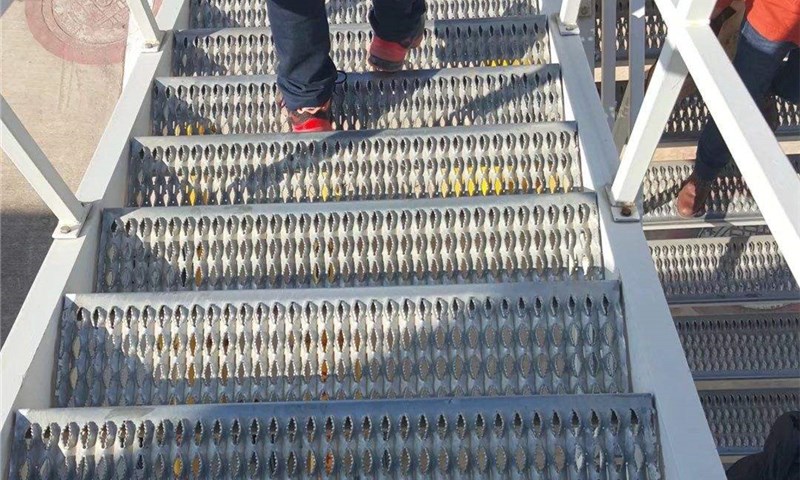Anti-skid Stair tread plate
