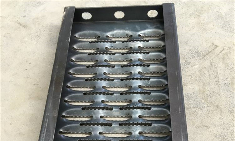 Stair Tread Grip Strut Safety Grating