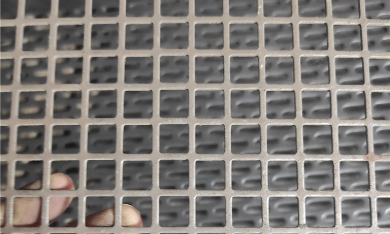 Perforated sheet iron