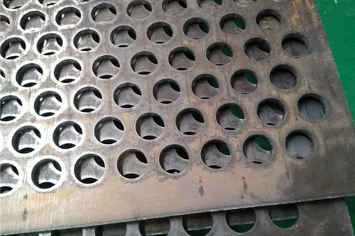 Stainless steel perforated sheets