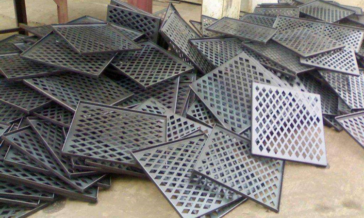 Square Hole Perforated Sheet