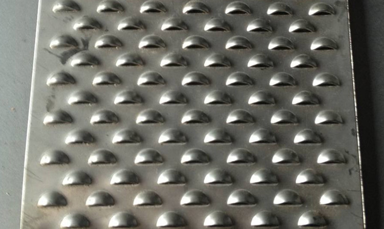 Fish Scale Hole Perforated Sheet