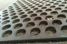 The Relationship Between the Open Area Ratio of Perforated Plates and Screening Efficiency