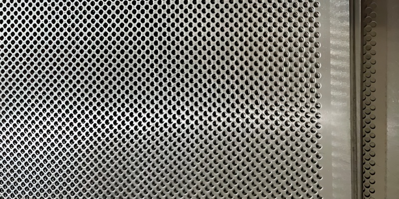 Stainless steel perforated sheet